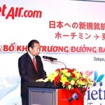 Ông Nikai Toshihiro, Tổng Thư ký Đảng Dân chủ Tự do Nhật Bản, Chủ tịch Liên minh Nghị sỹ hữu nghị Nhật Bản – Việt Nam đại diện chính phủ Nhật Bản chúc mừng tại sự kiện của Vietjet